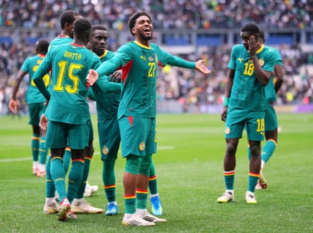 Ibrahim Mbaye celebrates Nicolas Jackson's goal against Peru at Stade de France
