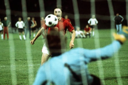 Antonin Panenka converts the winning penalty in the 1976 European Championship final, using the technique that would go on to bear his name