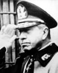 Gen Augusto Pinochet.