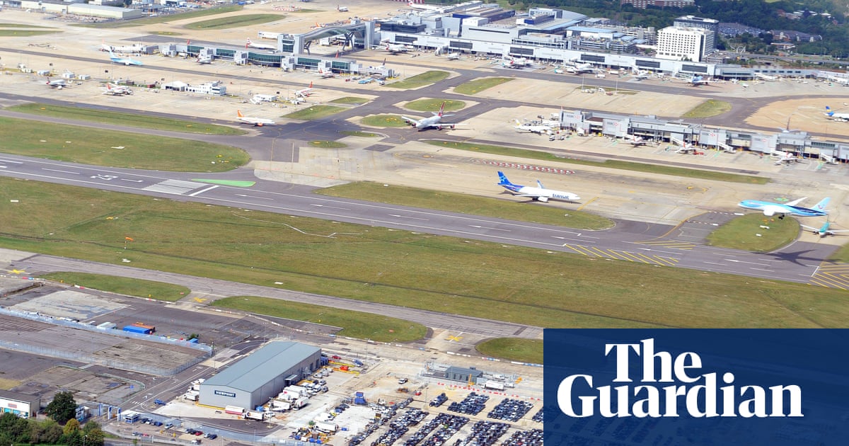 Gatwick plans to proceed with conversion of emergency runway