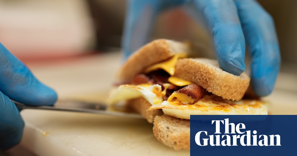 ‘No one wants to pay for breakfast’: US restaurants are cracking under inflation | Restaurants ‘No one wants to pay for breakfast’: US restaurants are cracking under inflation | Restaurants