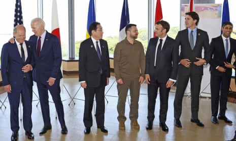 رئیس جمهور فرانسه دیدار ولودیمیر زلنسکی از G7 را «تغییرگر بازی» نامید.