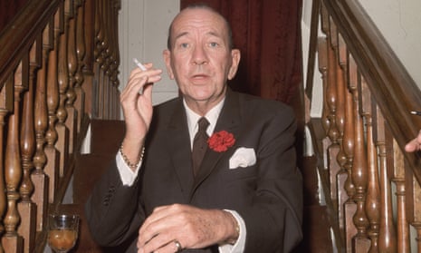 Noël Coward at the premiere of the film Born Free at the Odeon, Leicester Square, 1966.