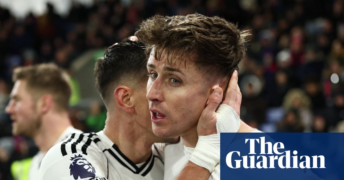 Tom Cairney earns Fulham a point at Crystal Palace with late leveller