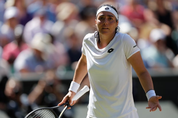 Ons Jabeur tidak memiliki jawaban atas kekuatan Rybakina.