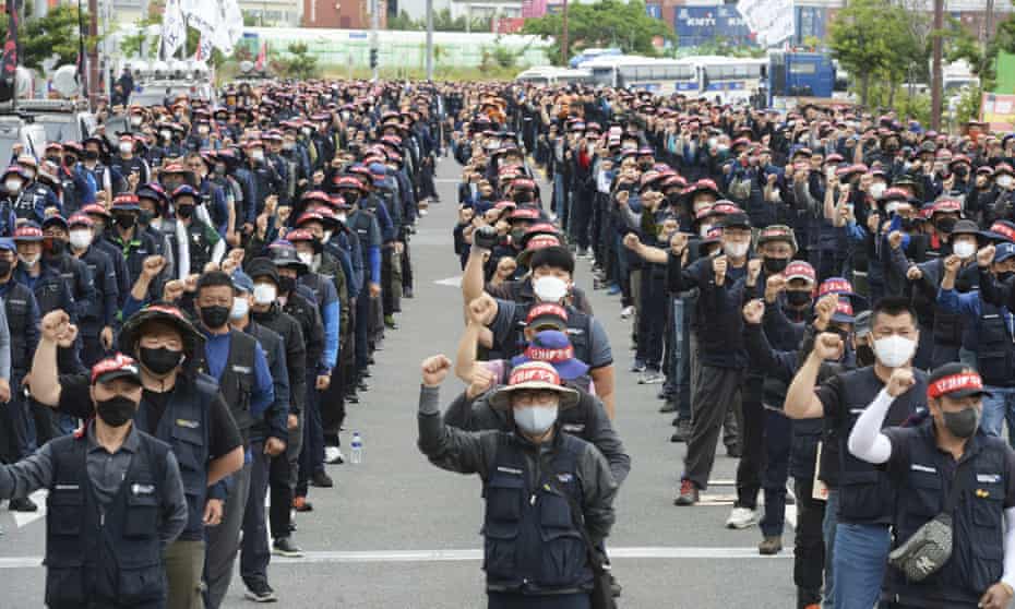 Members of the Cargo Truckers Solidarity rally in Ulsan in South Korea on Monday. 