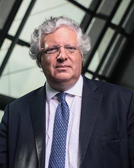 Tory destekçisi, İngiltere ekonomisinin Brexit yeniden müzakeresi olmadan 'açıkça ölüme mahkum olduğunu' söyledi | ekonomi 1 adam eller