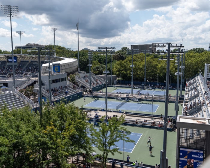 Keep off the grass: British tennis players complain of marijuana smell at US Open