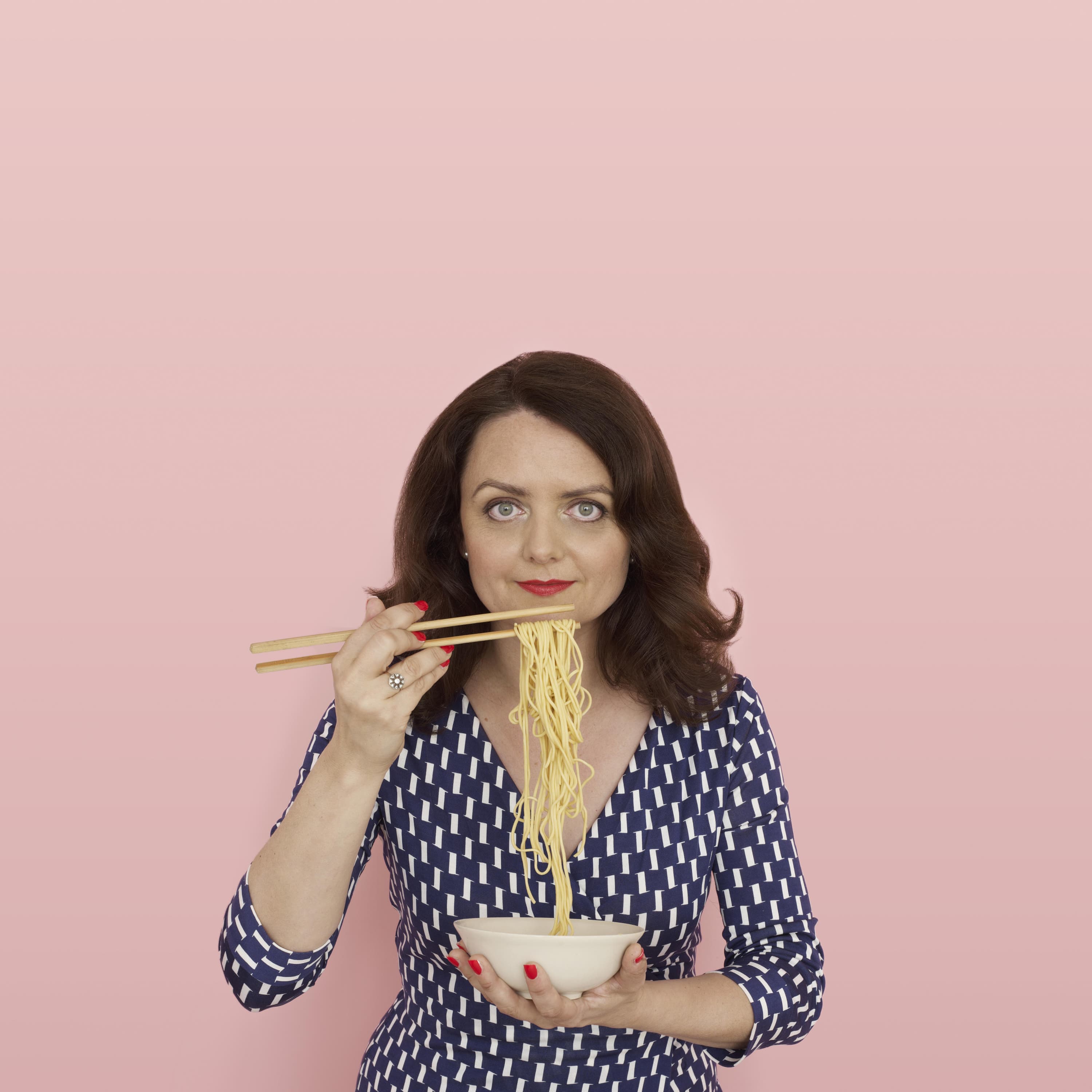 ‘The English person with a Chinese stomach’: how Fuchsia Dunlop became a Sichuan food hero ‘The English person with a Chinese stomach’: how Fuchsia Dunlop became a Sichuan food hero