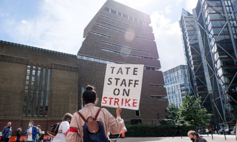 Staff protesting last month outside the Tate Modern gallery in London against the redundancies. 