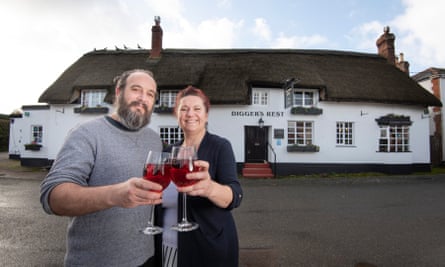 Arwen Beaton (right) publican at the Digger’s Rest in Woodbury Salterton, Devon, with Daniel Kelly.