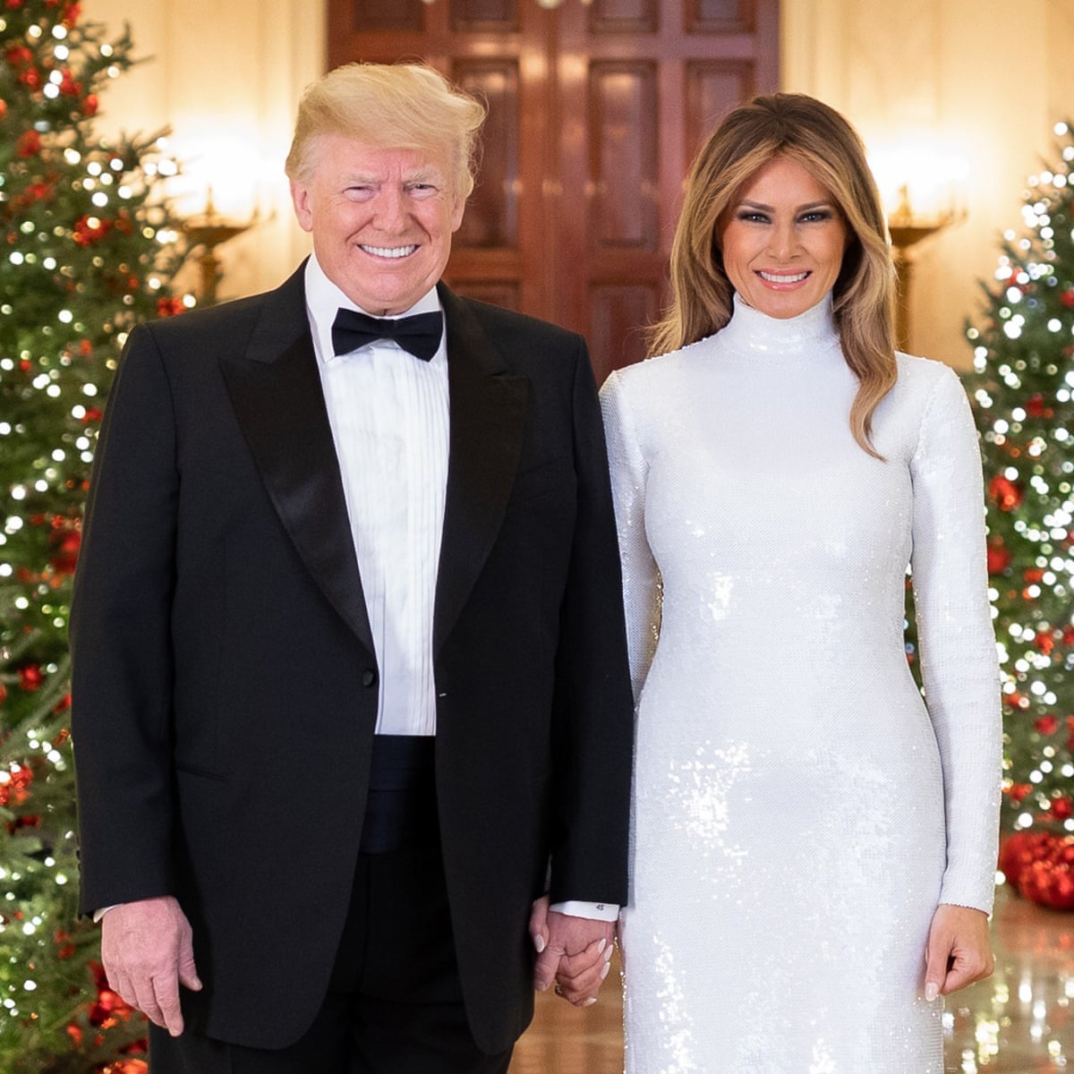 Trump Portrait You Couldn T Create A Creepier Yuletide Scene If You Tried Donald Trump The Guardian Christmas Eve Trump Usps 2021