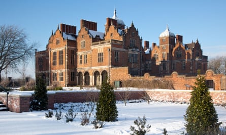 Aston Hall in Birmingham in the snow