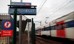 A train starts at the Egly station, south of Paris