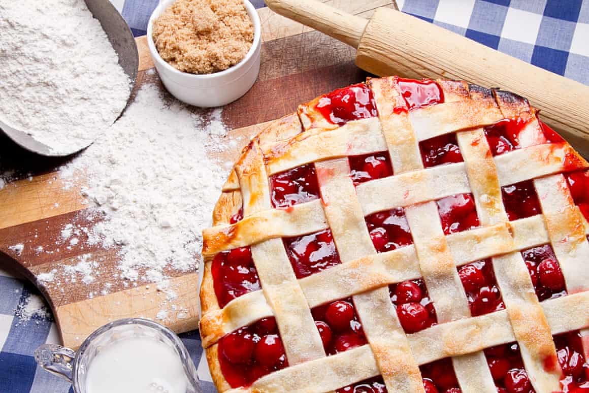 A cherry pie.