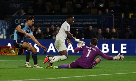 Jhon Durán (in white) is fouled for a penalty