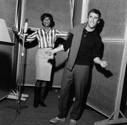 Burt Bacharach and Dionne Warwick recording in London, November 1964.