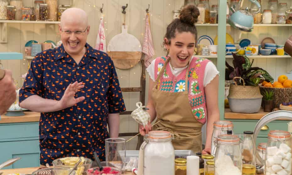 Matt Lucas on The Great British Bake Off with Freya Cox, the show's first vegan contestant.