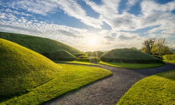 Knowth megalithic tombs, Co Meath, Co Meath