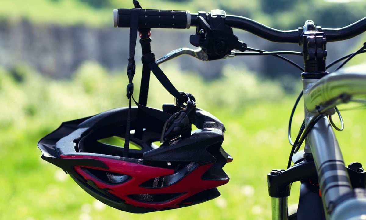 Featured image of post Cycling Clothing For Big Guys Uk - Cycling clothing is designed to streamline your body and wick away moisture, so it really is worth investing in the right stuff rather than wearing your weekend comfies for your ride.