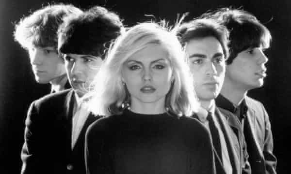 Blondie em 1976: (da esquerda) Gary Valentine, Clem Burke, Harry, Chris Stein e Jimmy Destri.