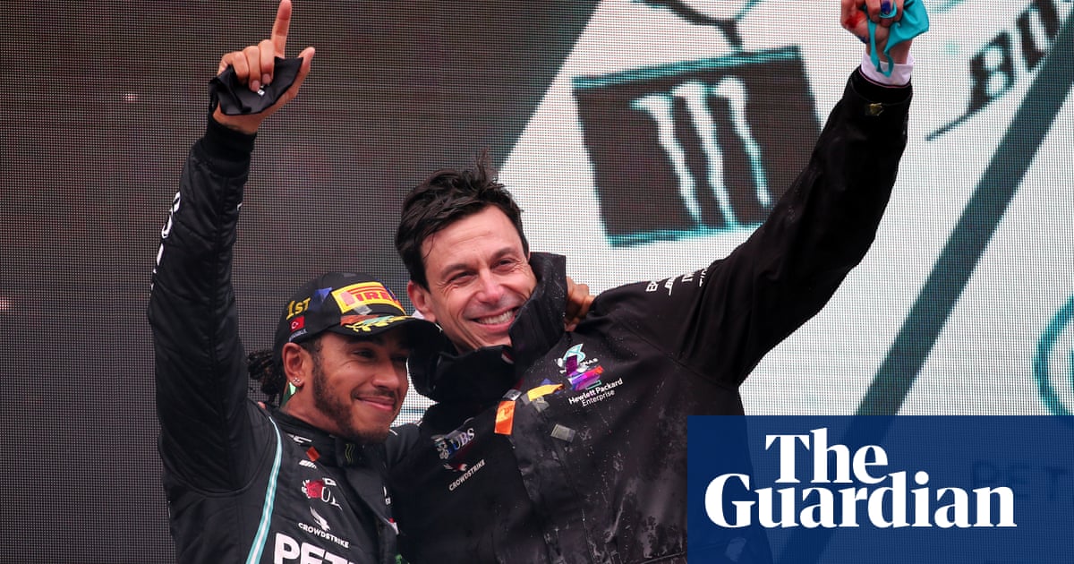 Mercedes hail Lewis Hamilton as one of greatest F1 drivers of all time