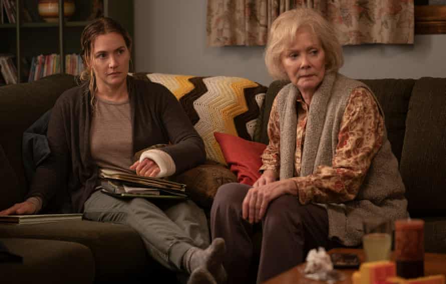 ‘Kate Winslet calls me mummy!’ – Jean Smart on Hacks, Mare of Easttown and superstardom | Television 2 Ice-cream scoffing Fruit-Ninja obsessive … with Winslet in Mare of Easttown.