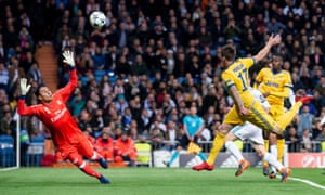 Mario Mandzukic heads the opening goal past Keylor Navas to launch Juventus’s remarkable fightback.