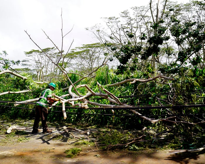 Western Hawaii islands survey damage after Hurricane Lowell passes by