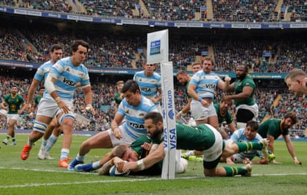 Malcolm Marx scores his second try, helped by Cobus Reinach