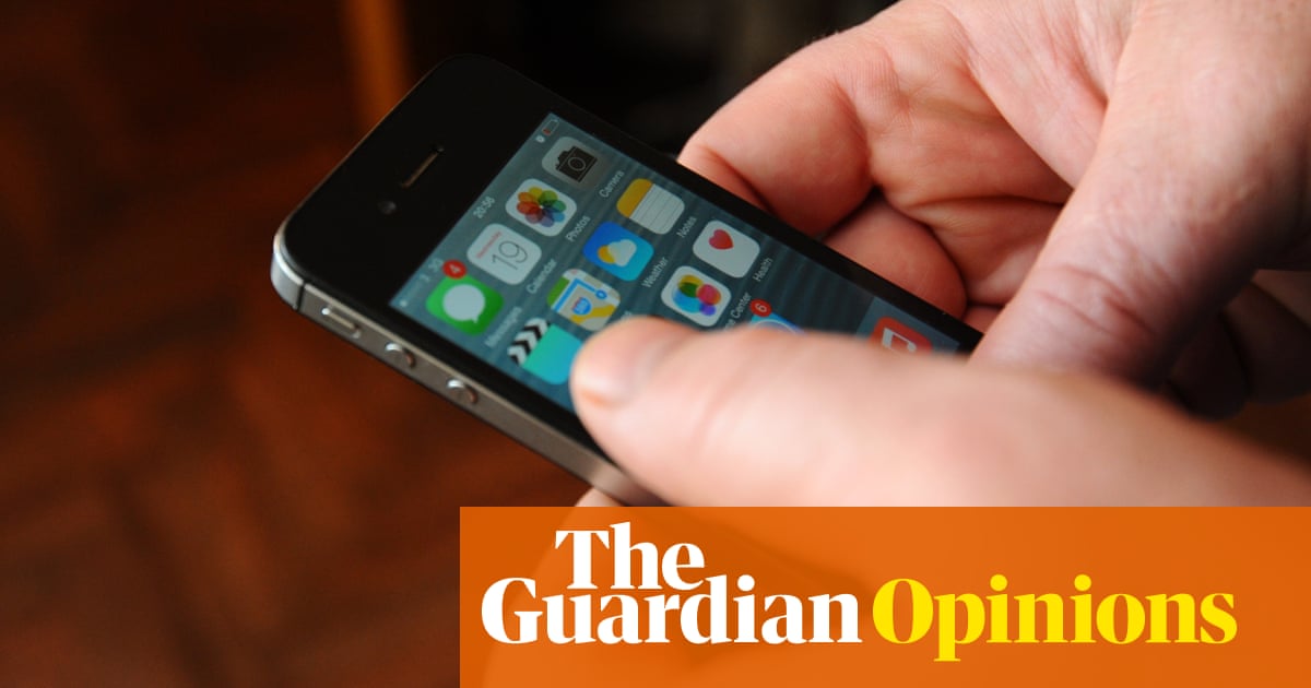 The Guardian view on digital exclusion: online must not be the only option