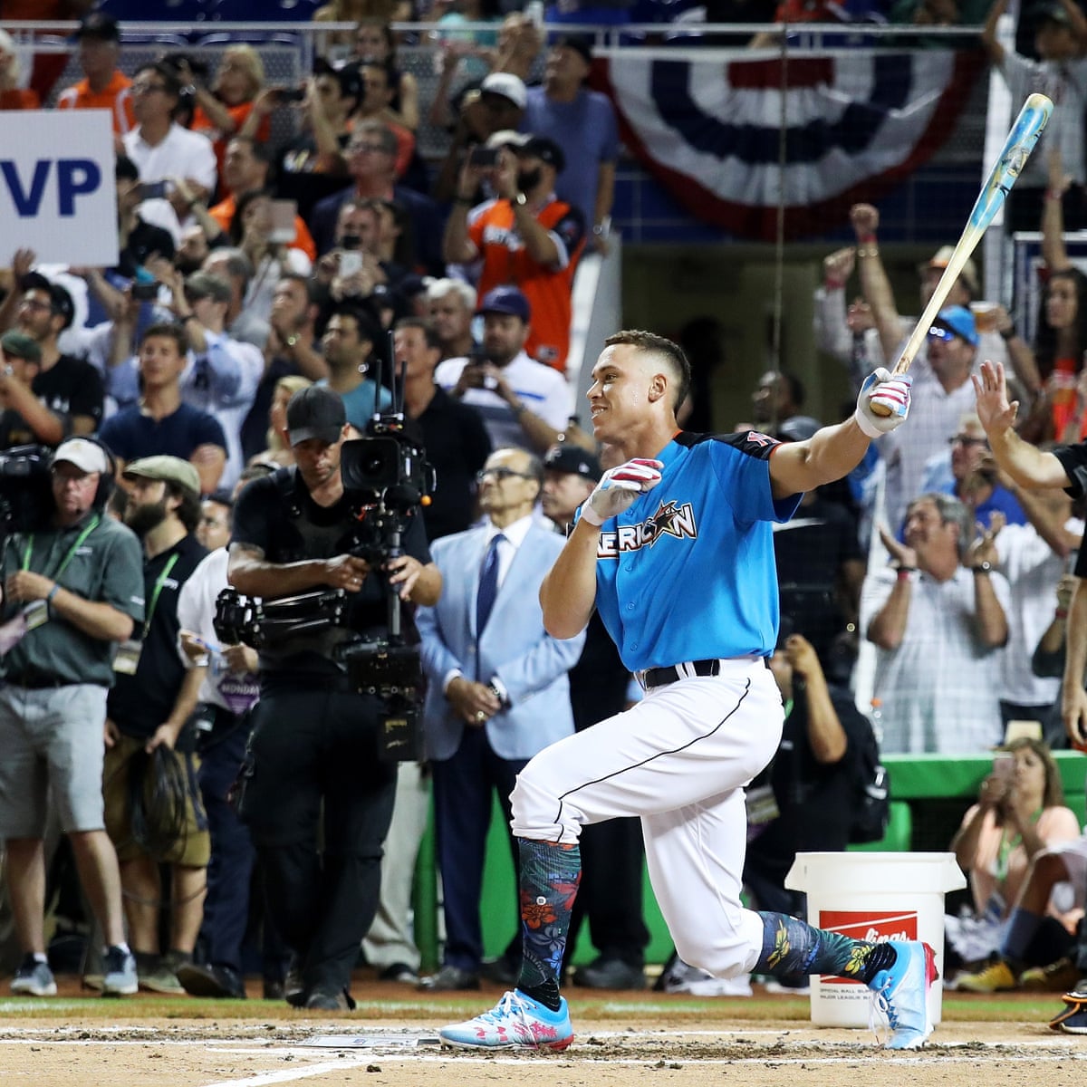 Aaron Judge Hits Marlins Park Roof On Way To Home Run Derby Title New York Yankees The Guardian Aaron Judge 2022 Home Tun Derby