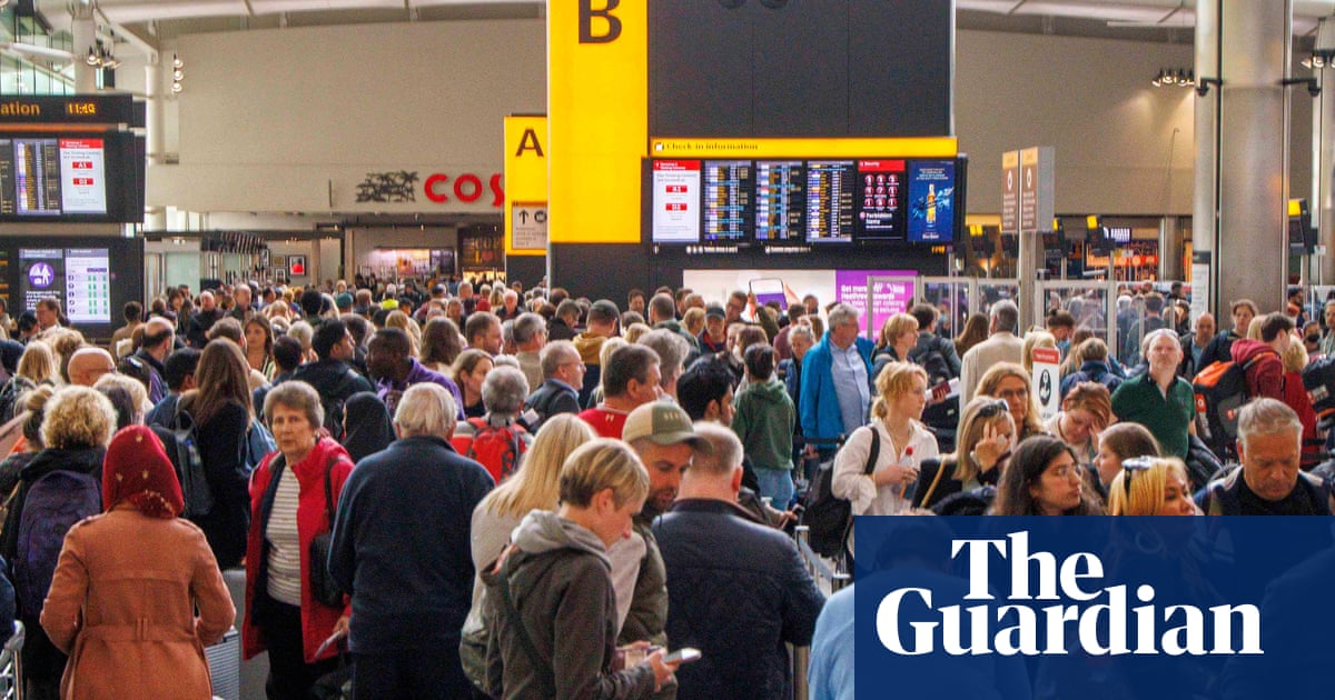 Heathrow asks airlines to stop selling summer flights as it caps passengers