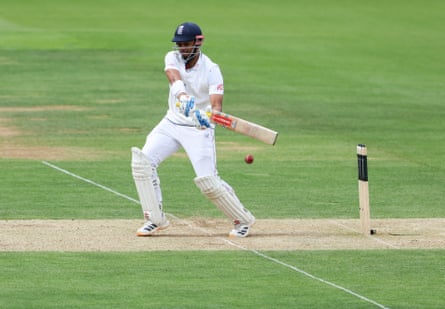 Emilio Gay of England cuts square