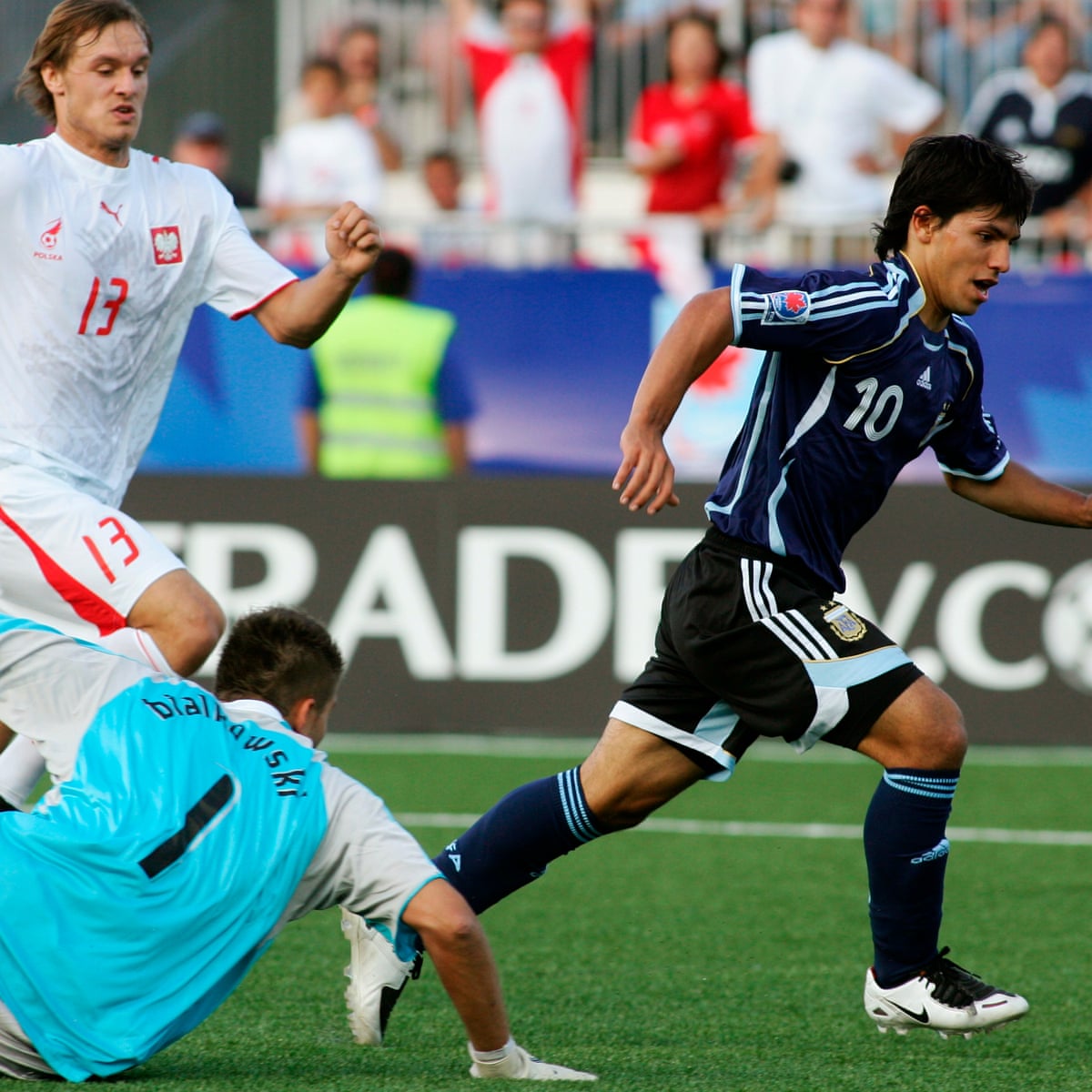 Golden Goal Sergio Aguero For Argentina V Poland 07 Under World Cup Soccer The Guardian Golden Goal Sergio Aguero For Argentina V Poland 07 Under World Cup Soccer The Guardian