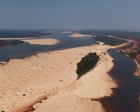Drone Footage Reveals Devastating Drought Impacting Brazil's Araguaia River