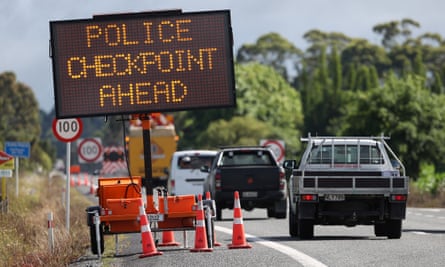 Signs prepare travellers as police check north bound traveller’s vaccination passes or negative covid tests at the Northland checkpoint in Auckland