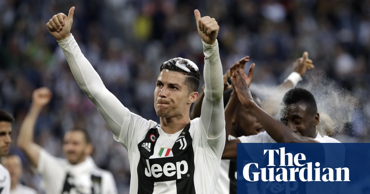 Serie A gets the go-ahead to resume in just over three weeks