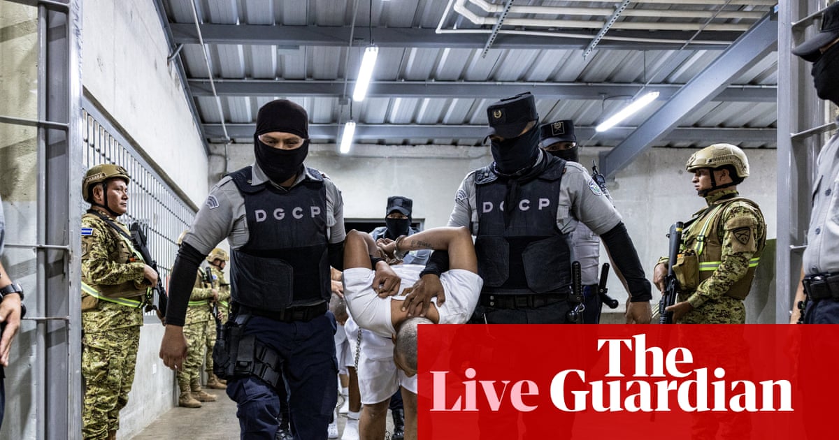 ट्रम्प व्हेनेझुएलाच्या टोळीच्या सदस्यांना हद्दपार करण्यासाठी एलियन शत्रूंचा कायदा करू शकत नाहीत, अपील कोर्टाचे नियम – अमेरिकेचे राजकारण लाइव्ह | यूएस न्यूज ट्रम्प व्हेनेझुएलाच्या टोळीच्या सदस्यांना हद्दपार करण्यासाठी एलियन शत्रूंचा कायदा करू शकत नाहीत, अपील कोर्टाचे नियम – अमेरिकेचे राजकारण लाइव्ह | यूएस न्यूज