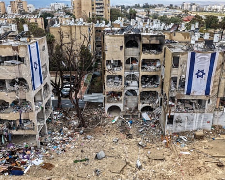 Damage in Arad, southern Israel, after Iranian missile strikes
