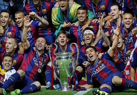 Sergio Busquets and teammates including Lionel Messi, Neymar, Luis Suárez celebrate the 2015 Champions League final triumph.