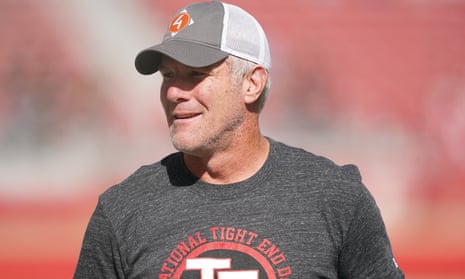 Brett Favre played for the Packers from 1992 to 2007