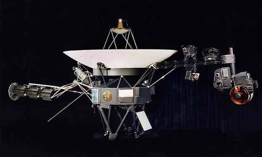 what was voyager 2 mission