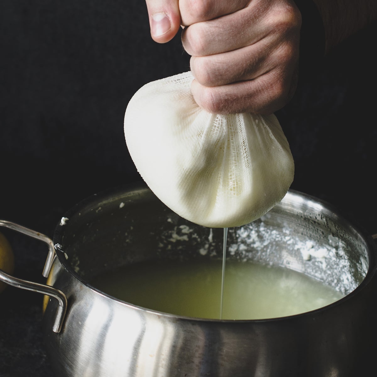 Whey Protein Health Benefits And Potential Side Effects Cleveland Clinic