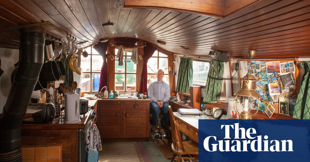 Go with the flow … inside houseboats on the river Thames 