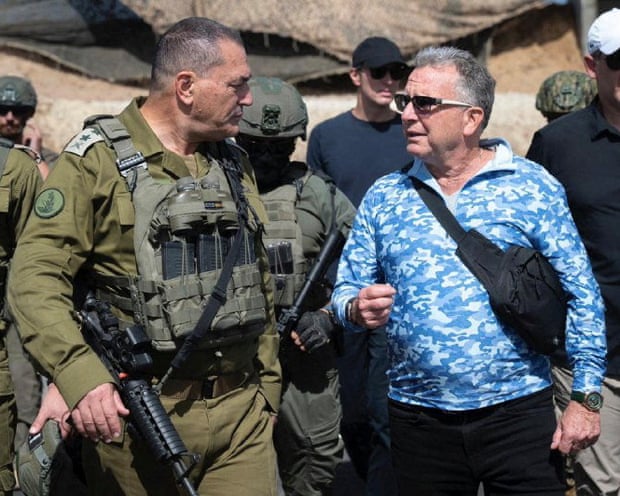 La ropa de camuflaje puede estar de moda, pero en nuestro mundo violento, ¿es prudente? La ropa de camuflaje puede estar de moda, pero en nuestro mundo violento, ¿es prudente?