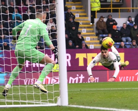 Pedro Neto leaps to caput Chelsea successful beforehand during nan first half astatine Turf Moor