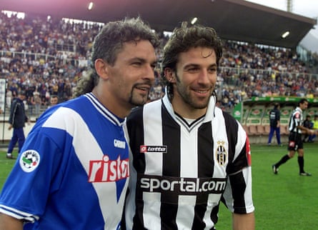 Baggio and his old teammate Alessandro Del Piero.