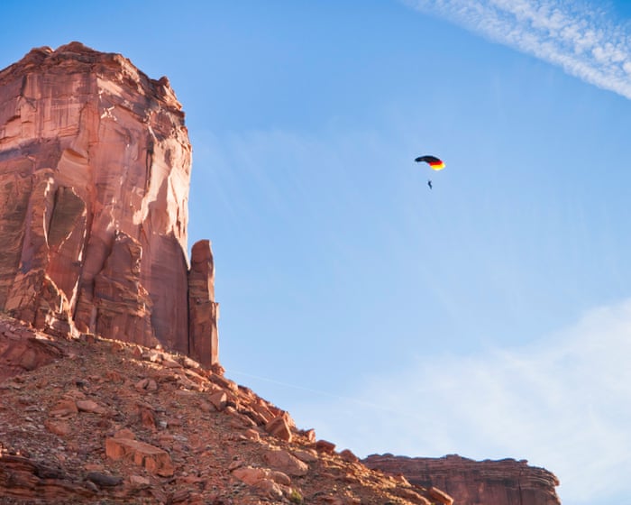 Base jumper dies in Utah after wingsuit fails in remote mountainous region