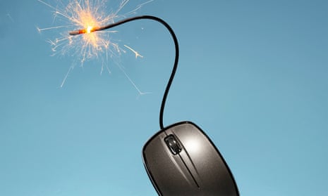 computer mouse with sparkler cable